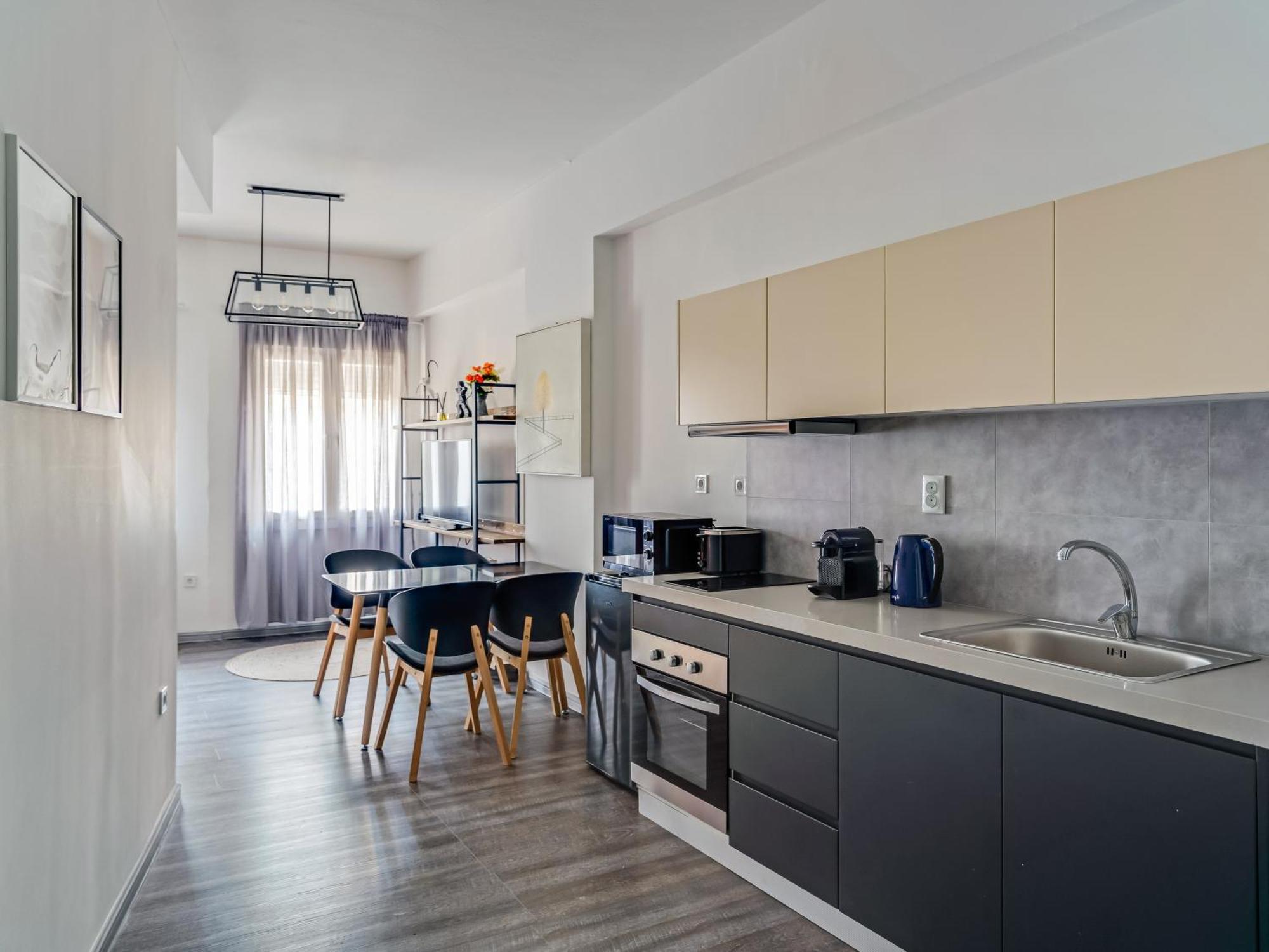 Sanders Center Athens Apartment Exterior photo